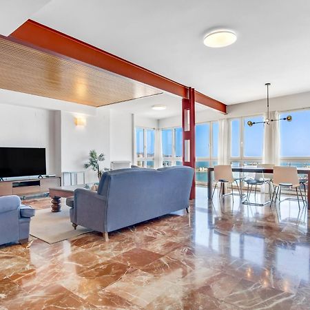 Apt Alameda De Colon Solo Familias Malaga Bagian luar foto